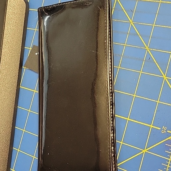 Beijo Black Patent Wallet NWT - Picture 3 of 11